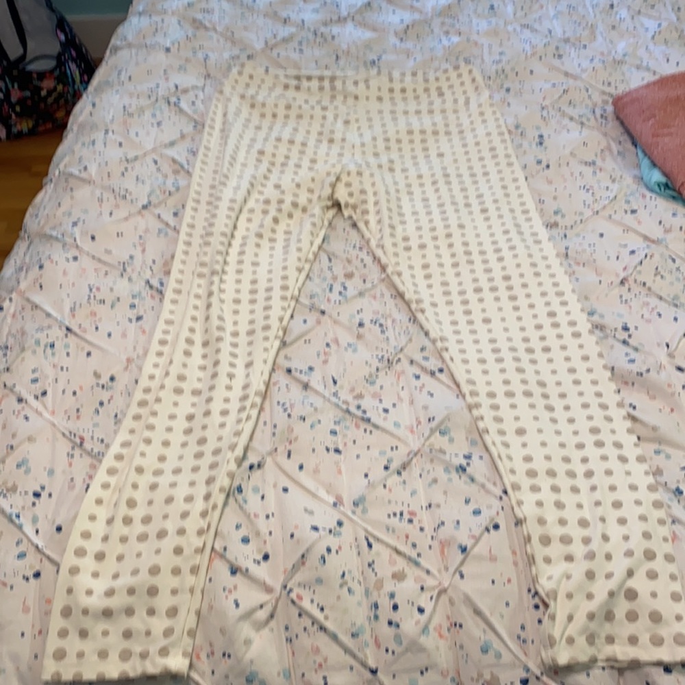 Capris - Picture 8 of 9